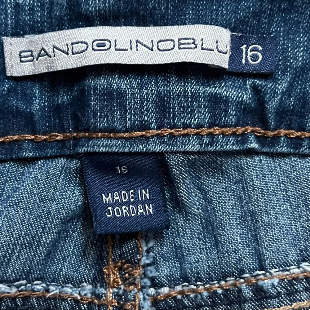 Capri Jeans - Picture 6 of 8